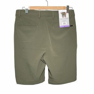 Greg Norman Comfort Stretch Fabric Shorts Olive Green Men's Size 30 Golf